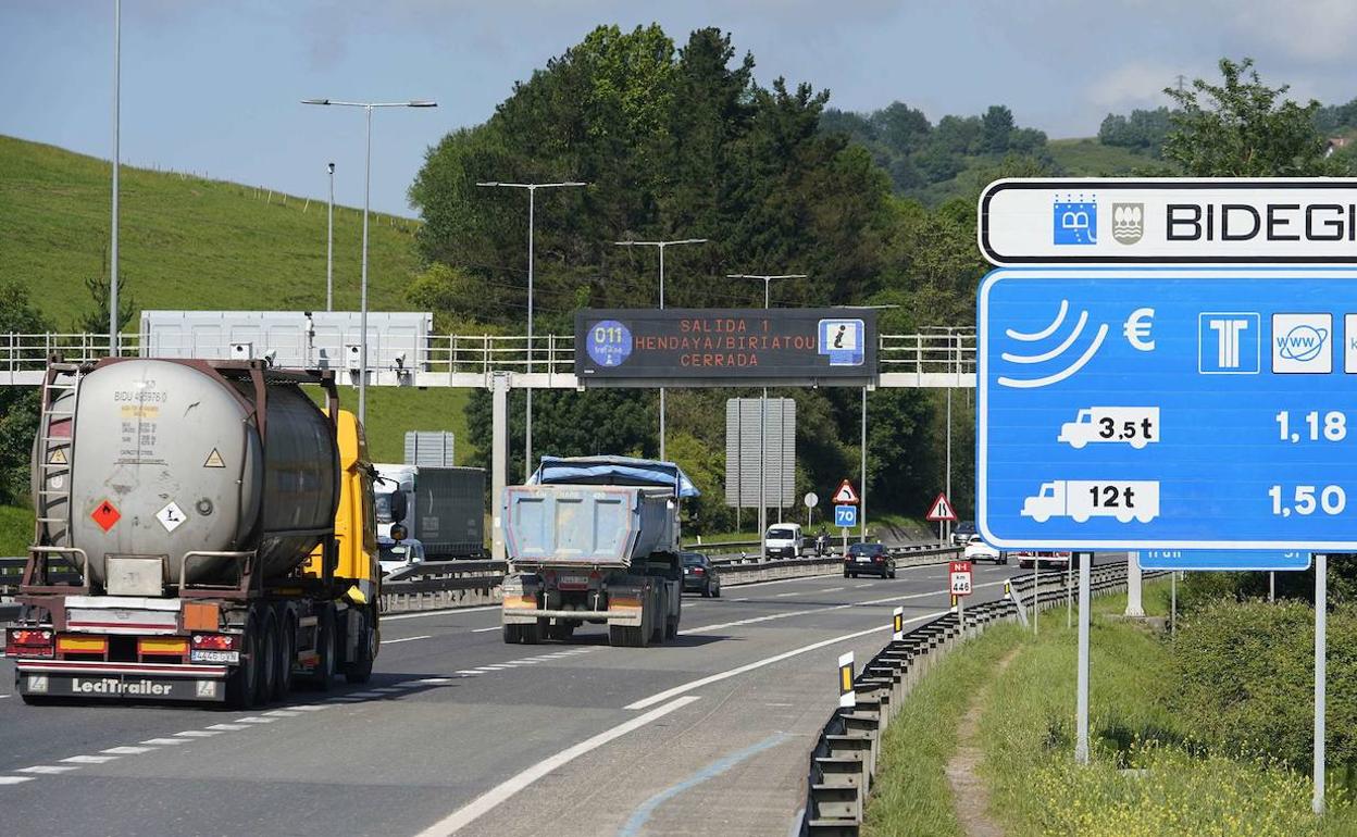 Varapalo judicial: Peaje camiones: El Tribunal Supremo rechaza el último recurso de Gipuzkoa para seguir cobrando el peaje a camiones de la N-I