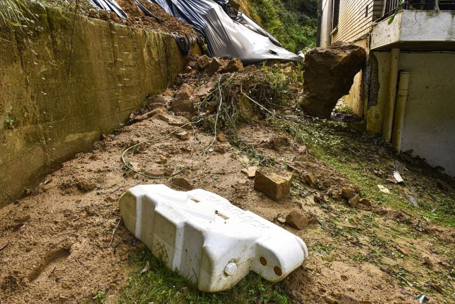 Fotos: Los vecinos de Ulia temen los desprendimientos