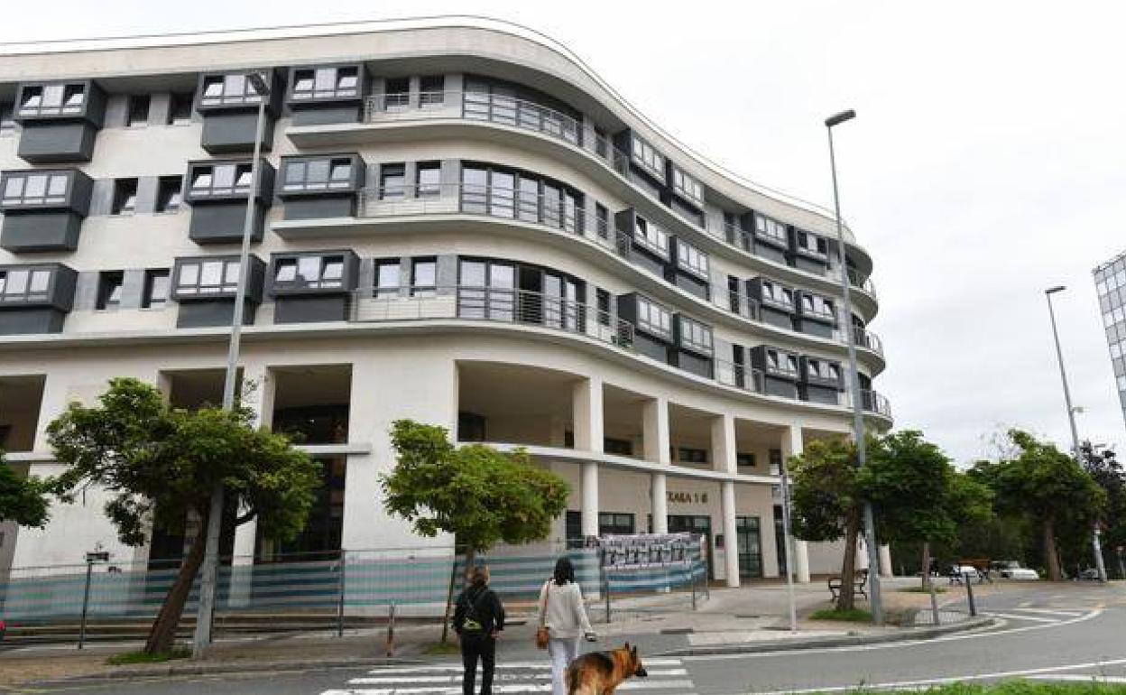 La Diputación responde que «un hecho puntual no puede ser utilizado para dañar todo el sistema de cuidados de Gipuzkoa»