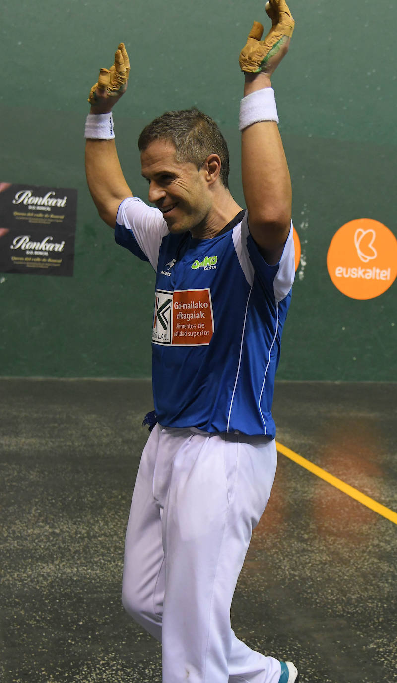 Fotos: Aimar Olaizola se despide del Atano III