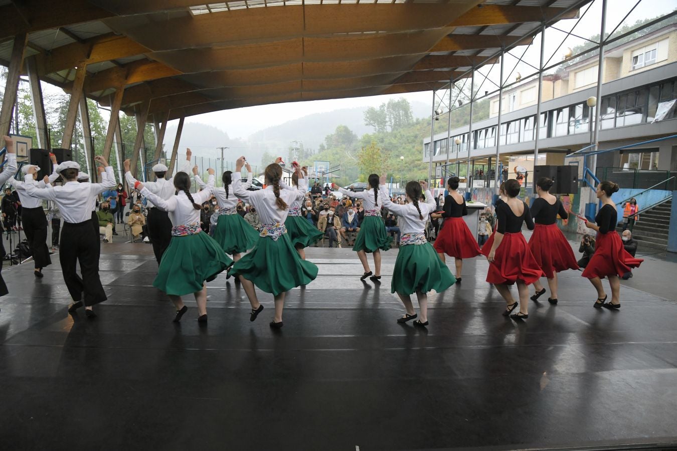 Andramendi (Beasain), Jakintza (Ordizia) eta San Benito (Lazkao) ikastolek antolatutako Kilometroak jaiak gaur du egun handia. Egitarau familiarra nagusi, guztietarako izen-ematea beharrezkoa da. Antolakuntzak ekitaldi batzuk lekualdatu ditu eguraldia dela-eta. 