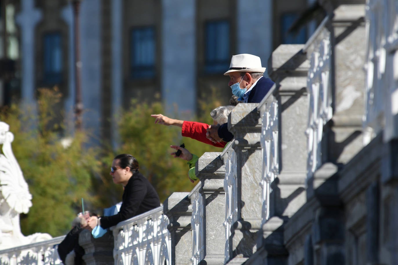 Fotos: Sol y cielos despejados en el primer día tras el fin de la emergencia sanitaria