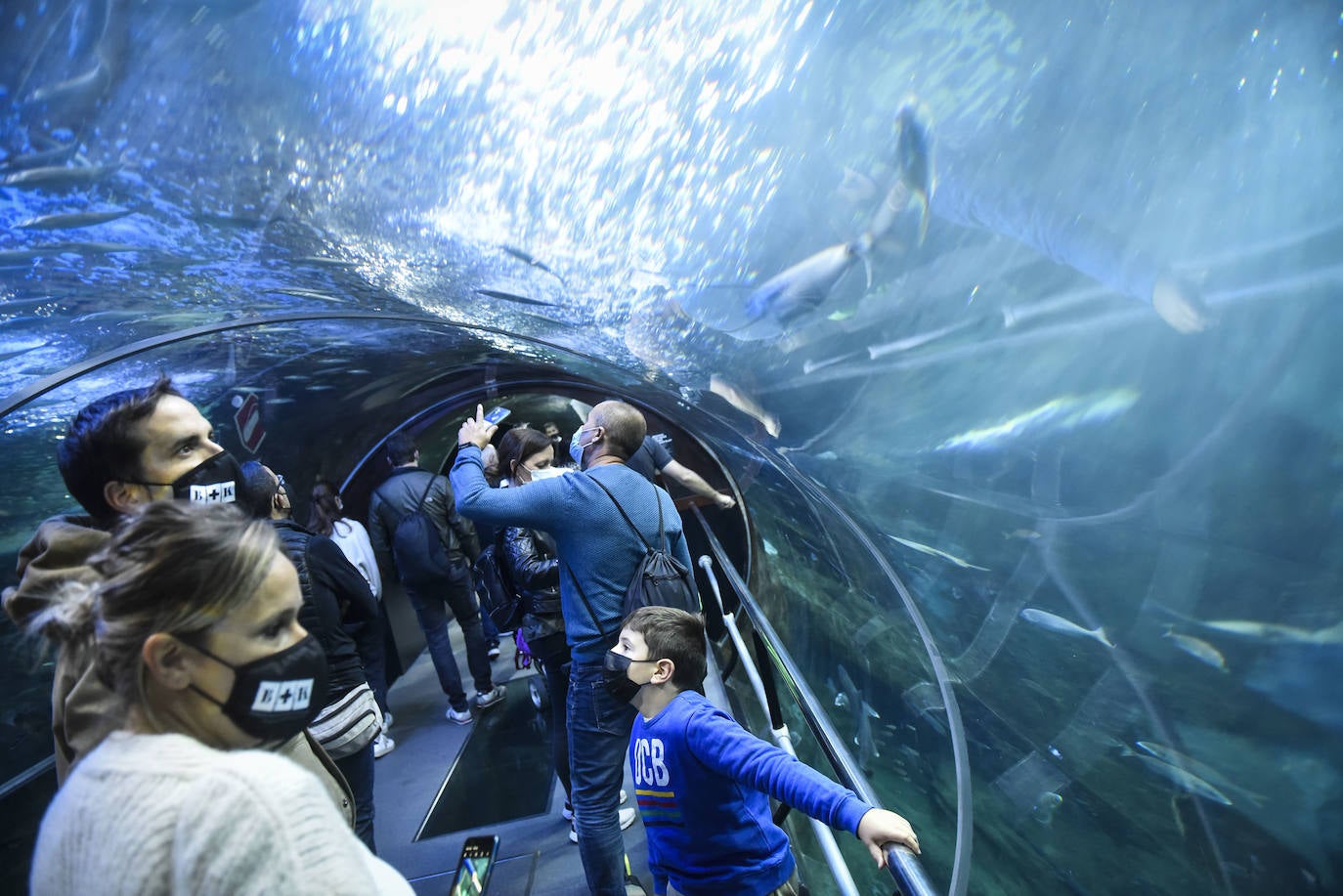 Fotos: Turistas llenan las calles y la hostelería de Gipuzkoa