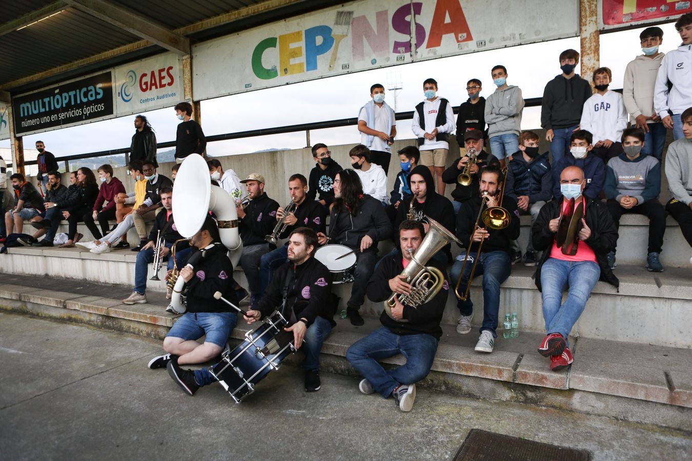 Fotos: Un Real Unión muy bravo bate al Depor