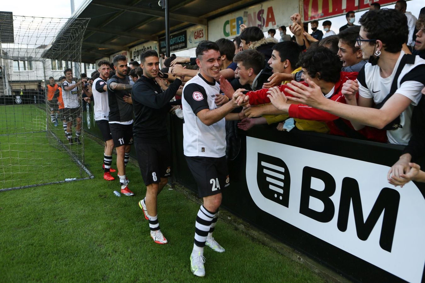 Fotos: Un Real Unión muy bravo bate al Depor