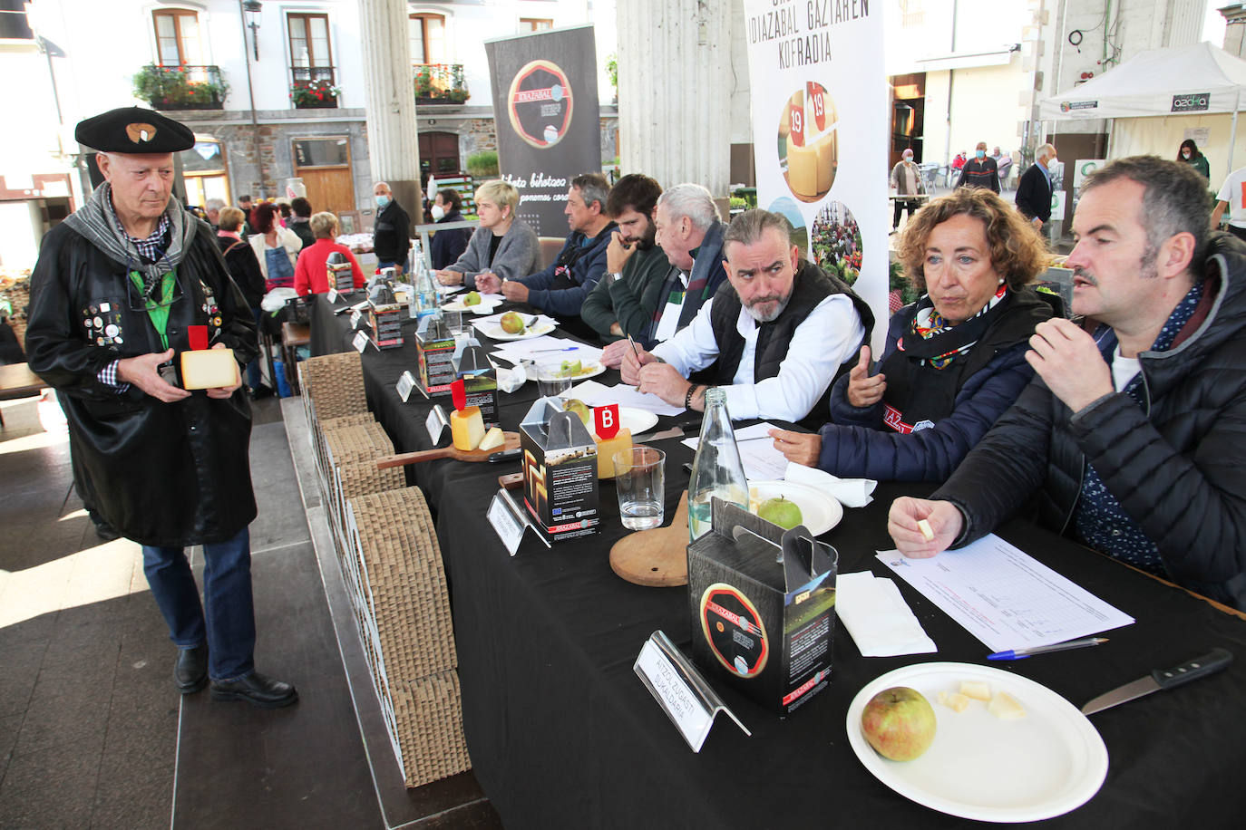 Fotos: Julen Arburua gana el primer premio del concurso de queso Idiazabal