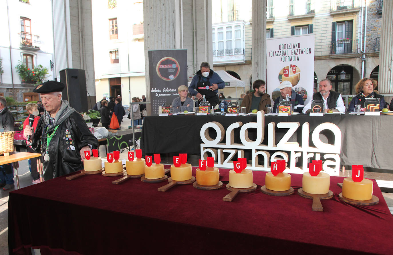 Fotos: Julen Arburua gana el primer premio del concurso de queso Idiazabal