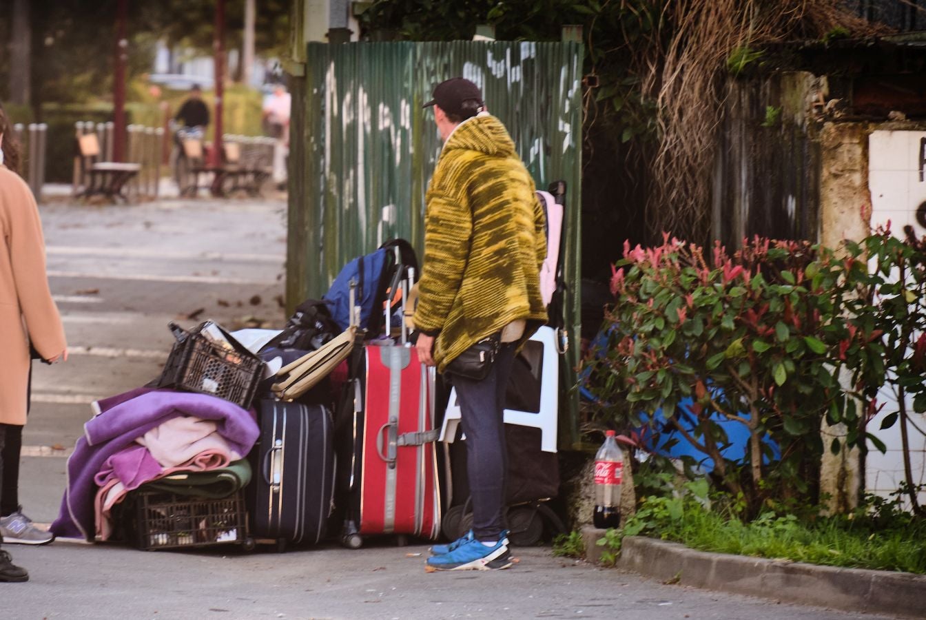 Fotos: Desalojan dos edificios ocupados en Donostia