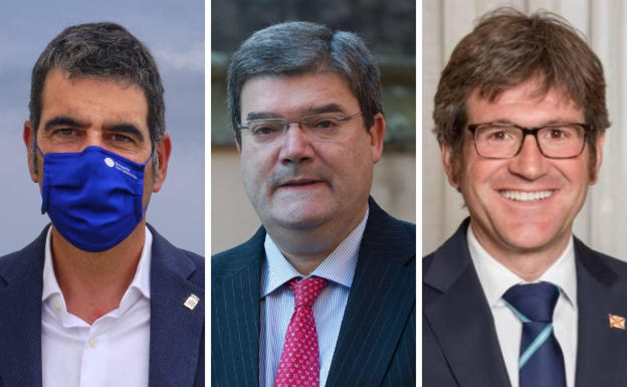 Eneko Goia, Juan Mari Aburto y Gorka Urtaran, los alcaldes de las tres capitales vascas. 