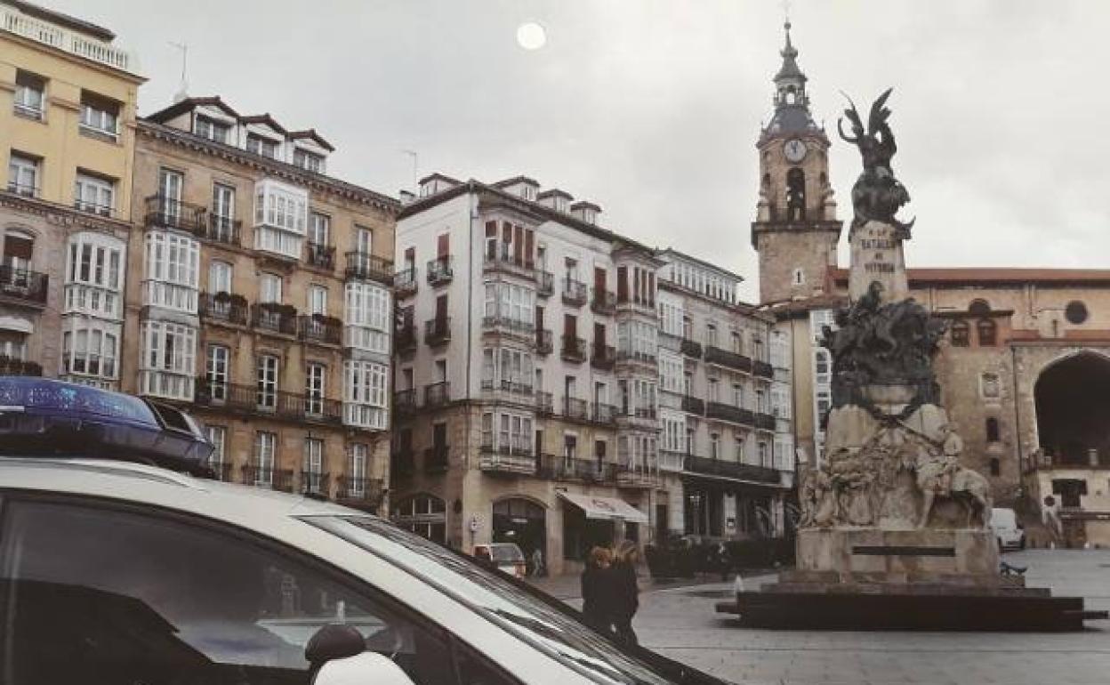 Detenida en Vitoria por agredir con una tijera a una compañera de piso