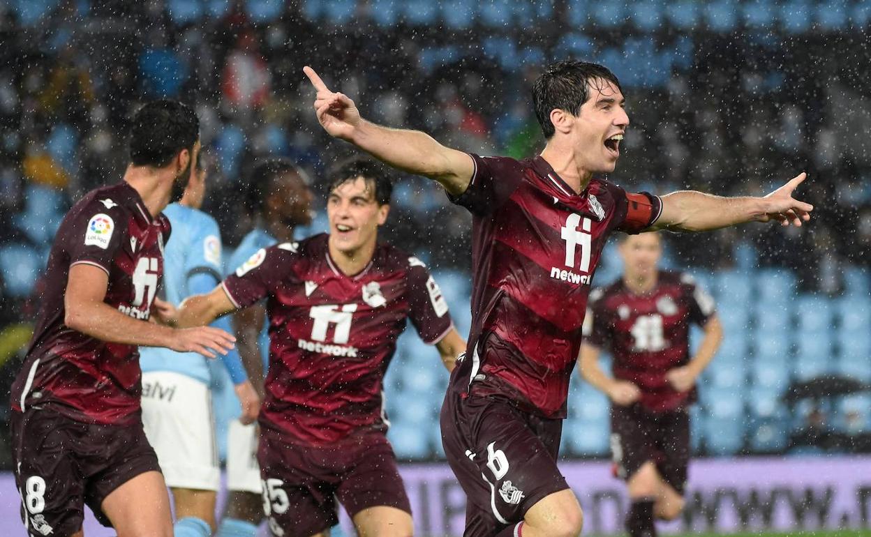Aritz Elustondo celebra el tanto logrado ante el Celta en Balaídos. 
