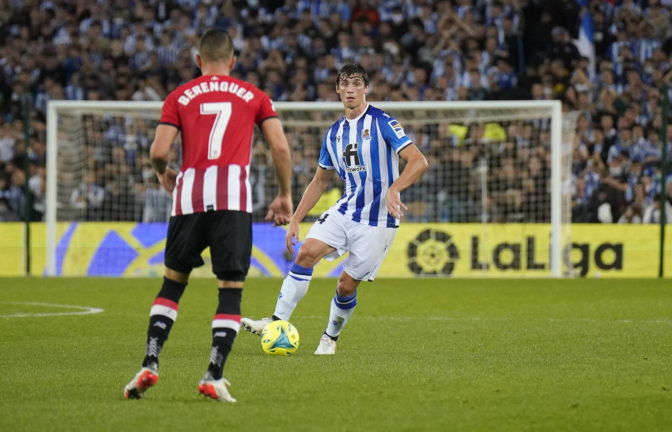 Fotos Real Sociedad - Athletic: Las mejores imágenes del derbi entre la Real Sociedad y el Athletic