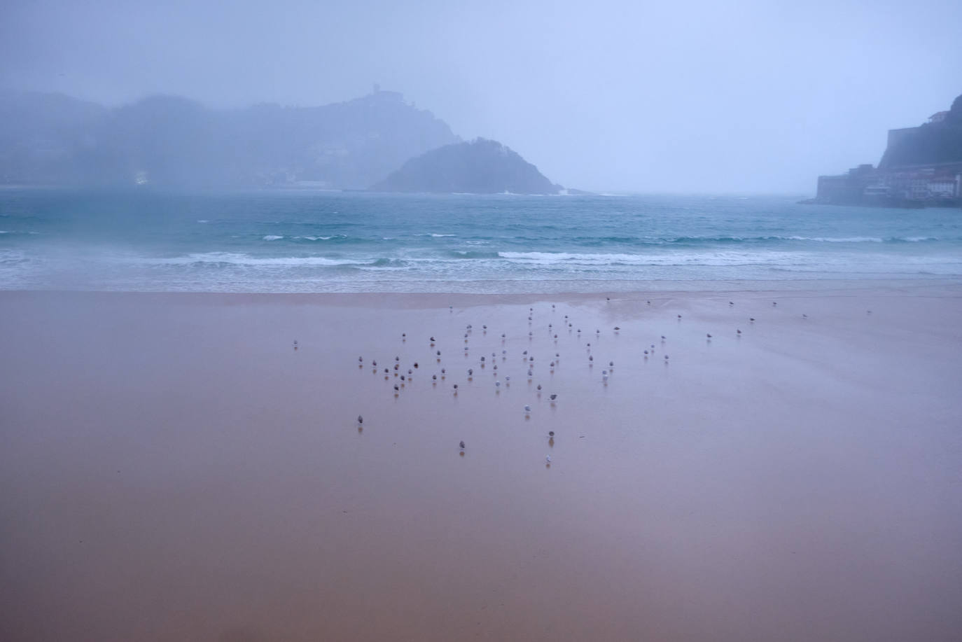 Fotos: Activan el aviso amarillo por galerna para esta tarde