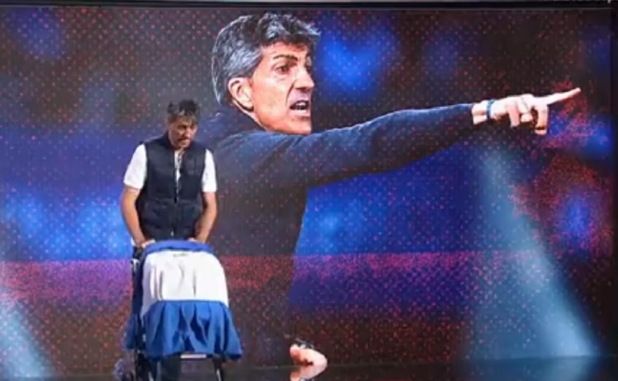 Rául Pérez con Ander, la futura perla de la cantera txuri-urdin