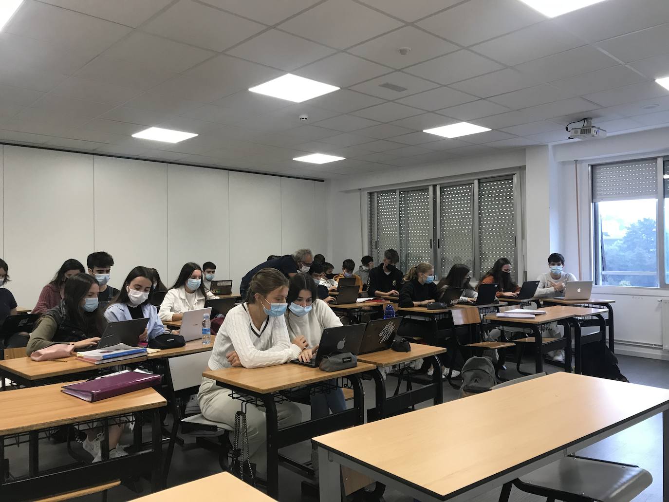 Alumnos de bachillerato.