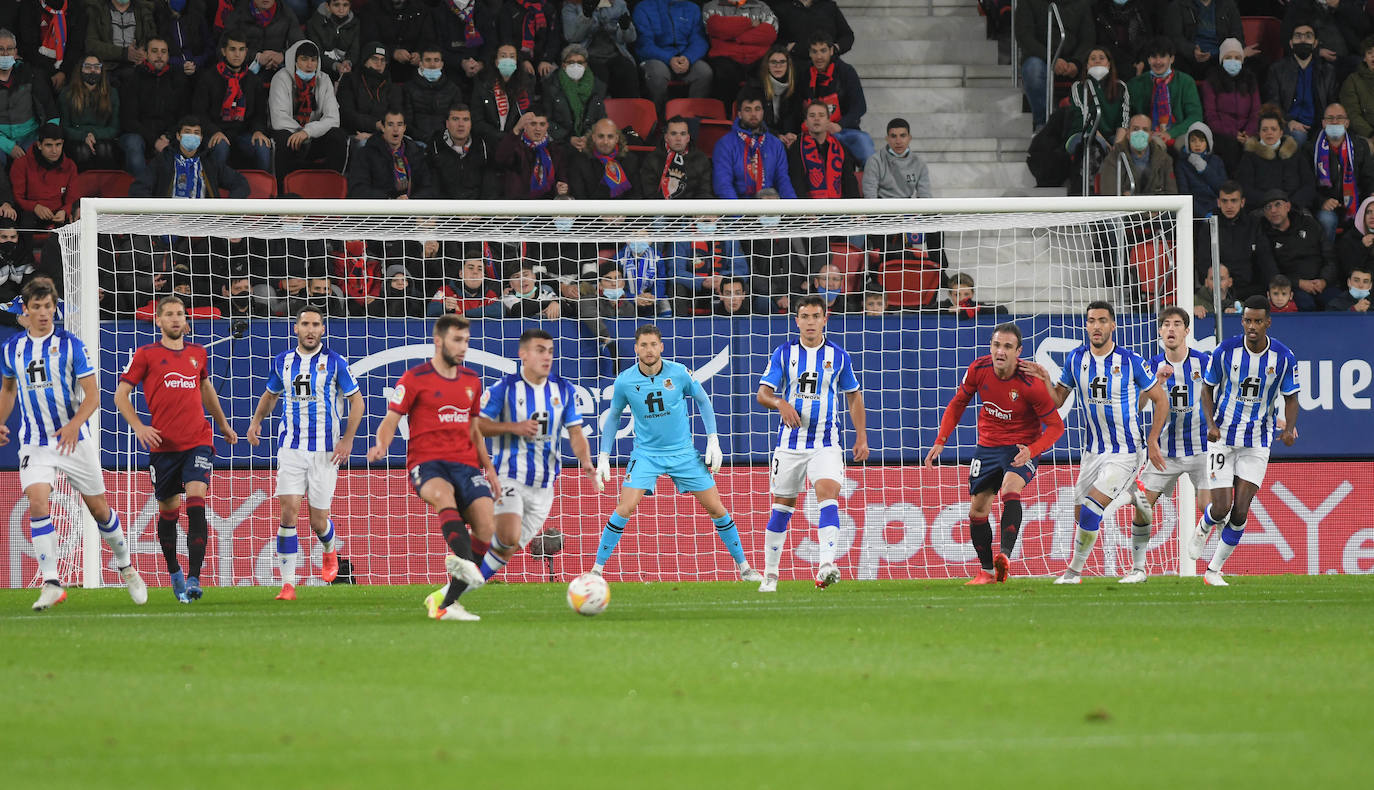 Fotos: Las mejores imágenes del Osasuna - Real Sociedad