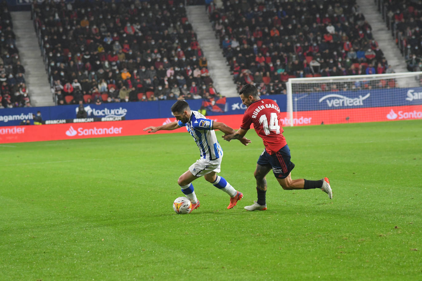 Fotos: Las mejores imágenes del Osasuna - Real Sociedad