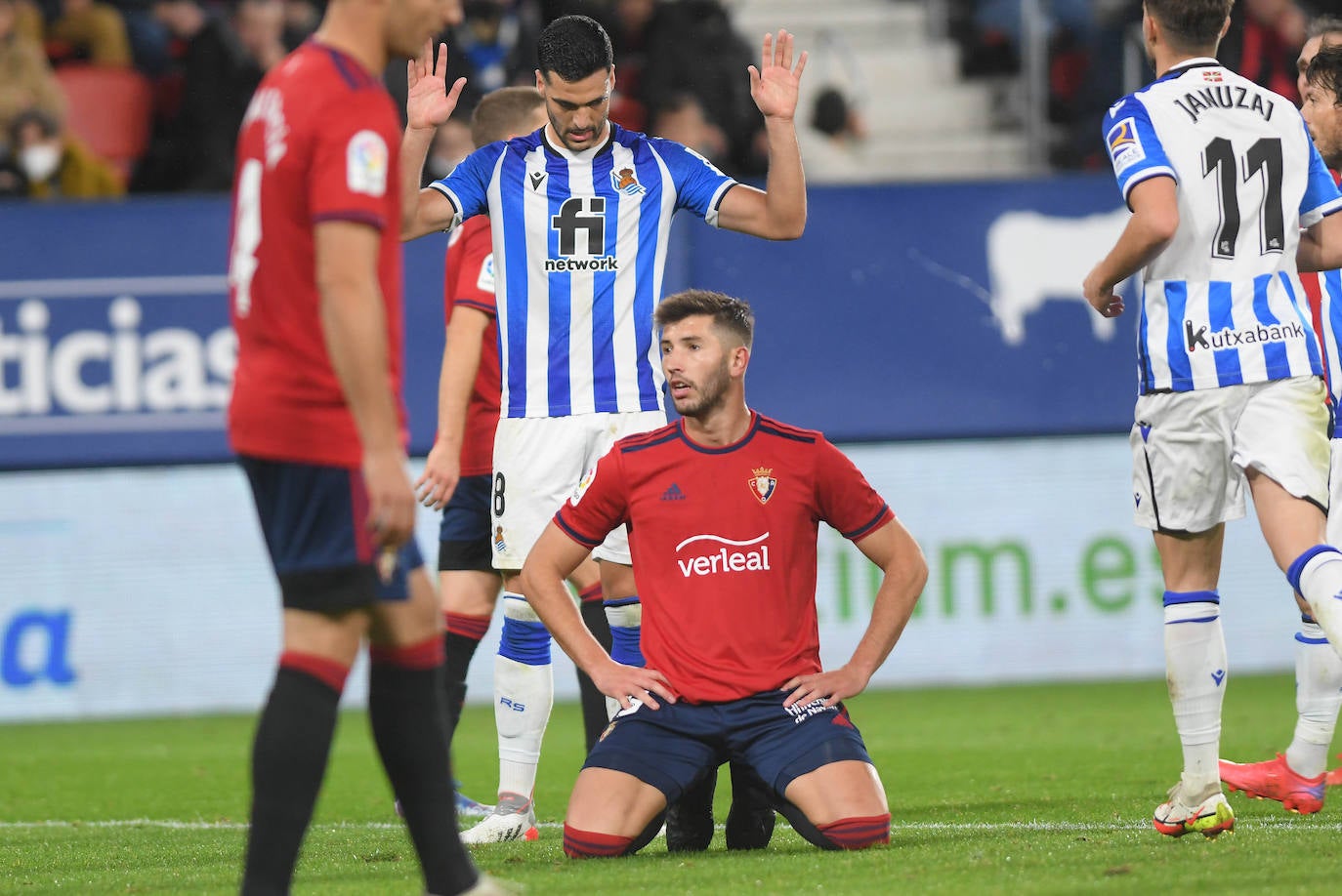 Fotos: Las mejores imágenes del Osasuna - Real Sociedad