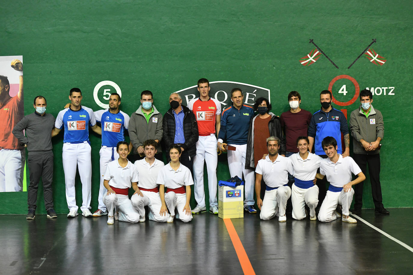 Fotos: Lleno para despedir a Olaizola en Beotibar