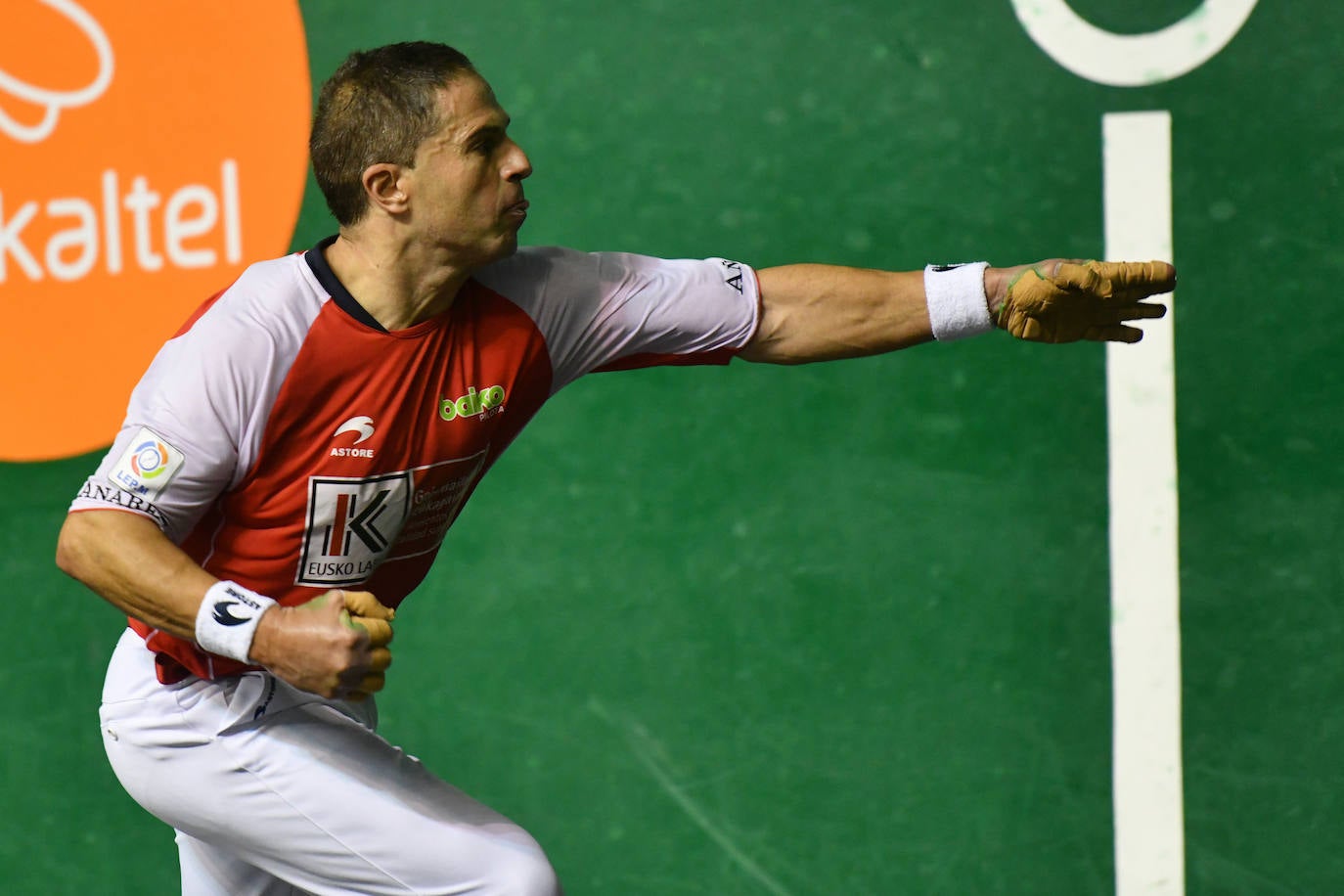 Fotos: Lleno para despedir a Olaizola en Beotibar