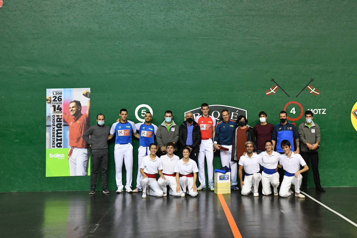 Fotos: Lleno para despedir a Olaizola en Beotibar