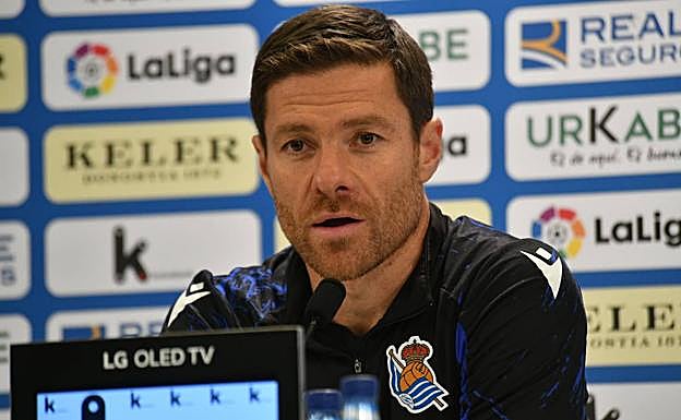 El Sanse se refuerza con Pacheco y Robert Navarro