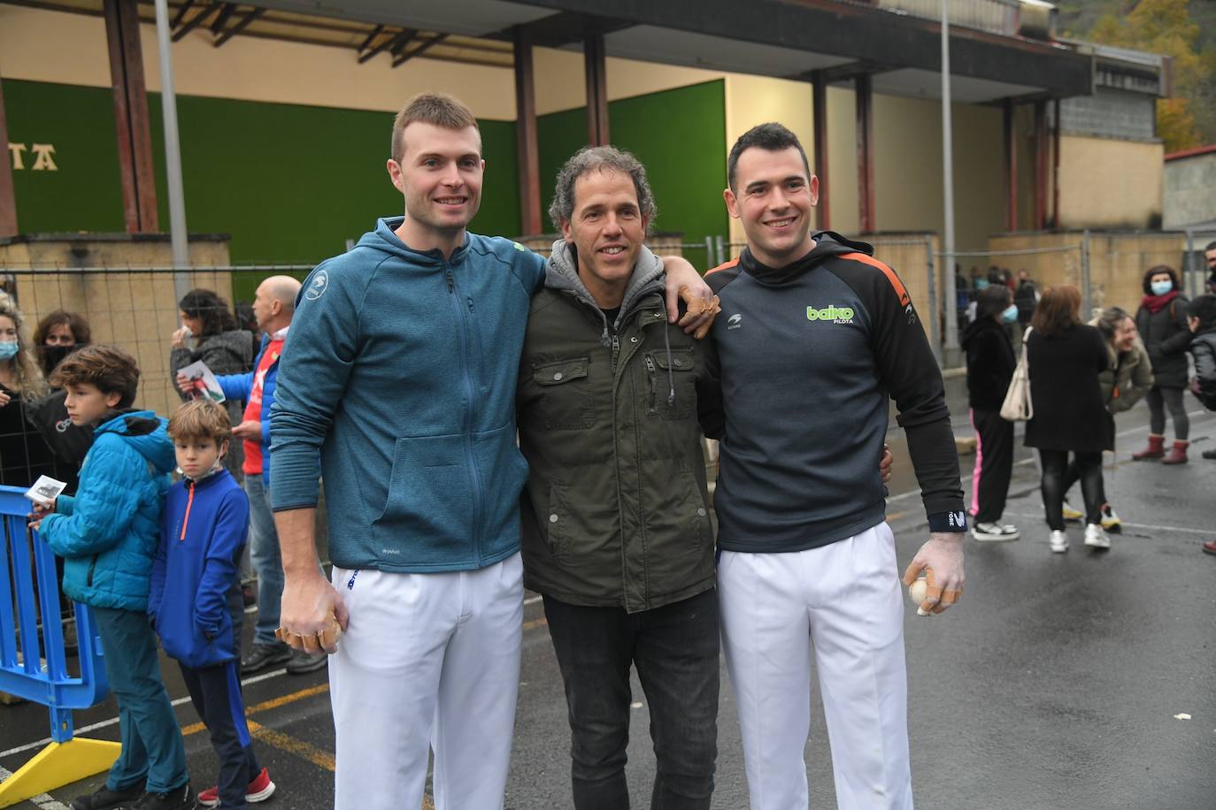 Fotos: Aimar Olaizola se despide de la pelota en Goizueta