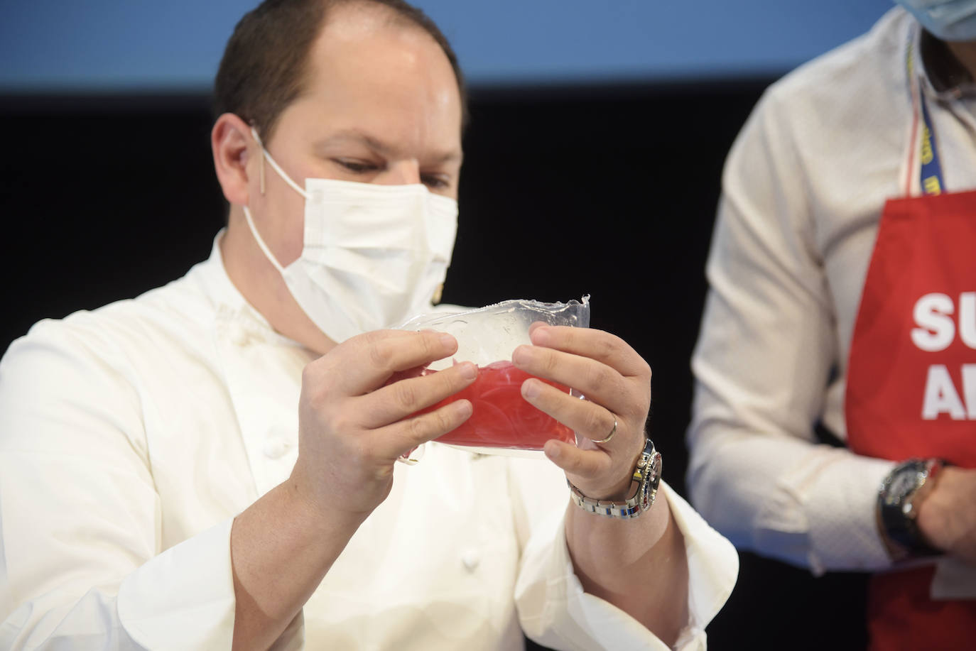 Fotos: Aficionados y chefs abren Gastronomika