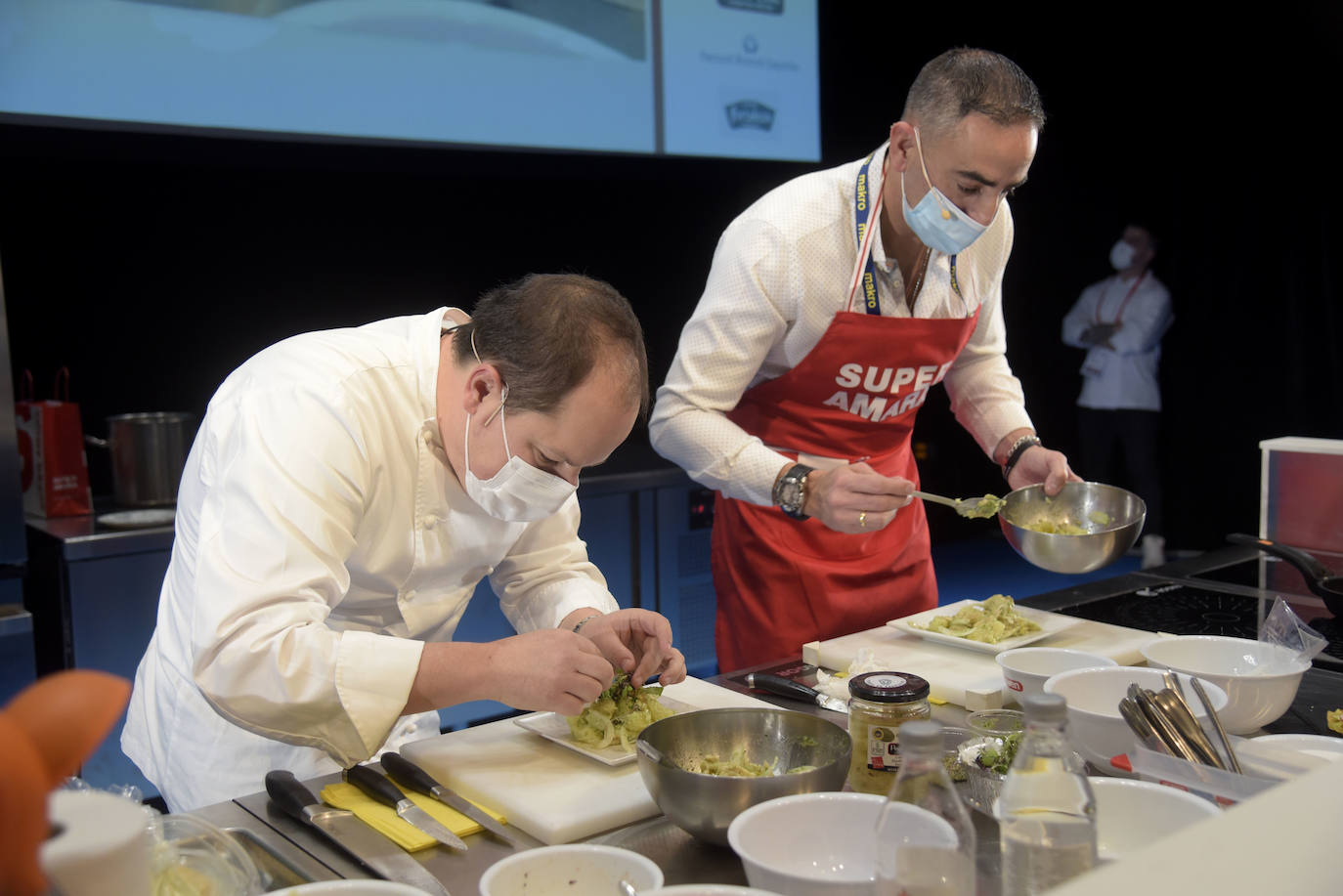Fotos: Aficionados y chefs abren Gastronomika