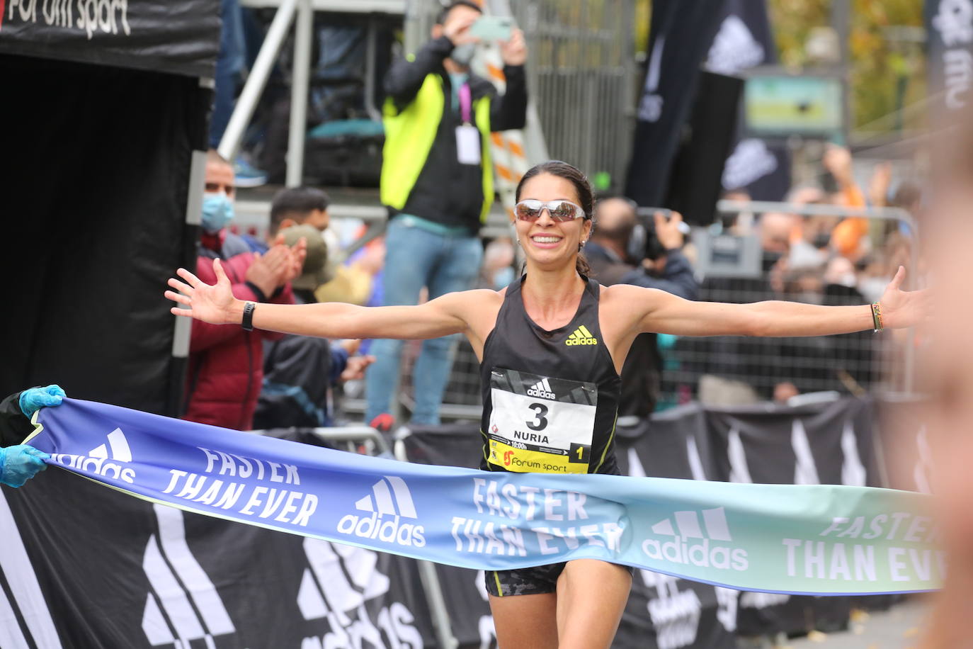 Fotos: Fotos de la Behobia San Sebastián 2021 en la llegada del Boulevard