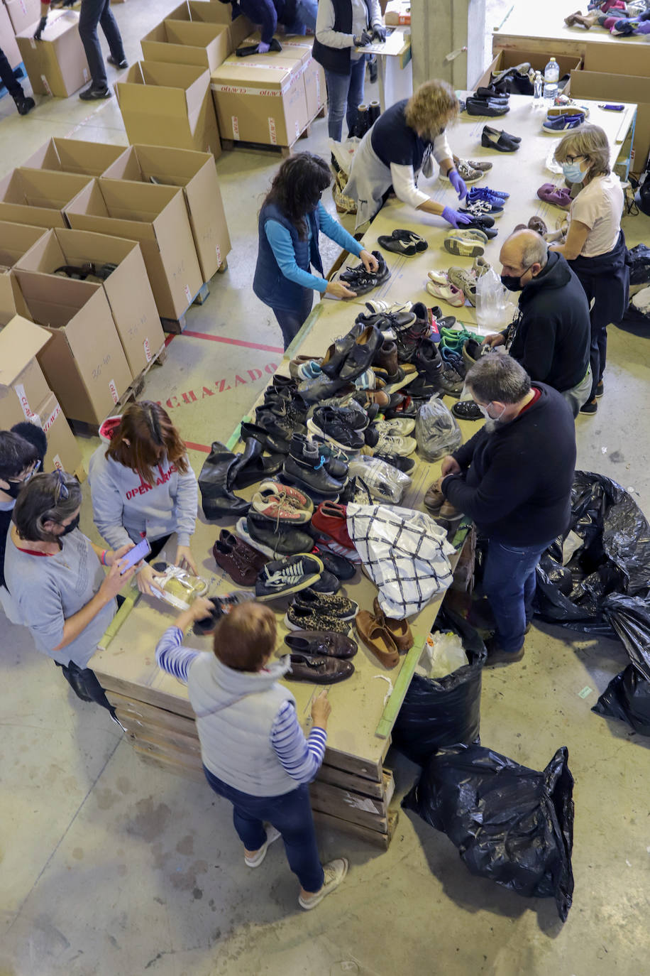 Fotos: Zapatos para 100.000 refugiados