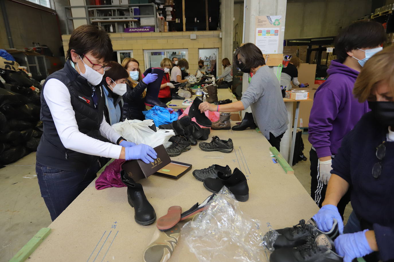 Fotos: Zapatos para 100.000 refugiados