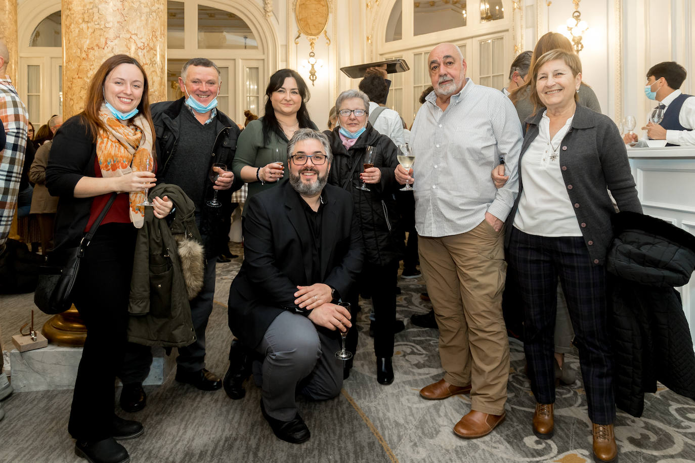 Fotos: Los rostros más conocidos de la ciudad no se pierden la Gala del Comercio donostiarra