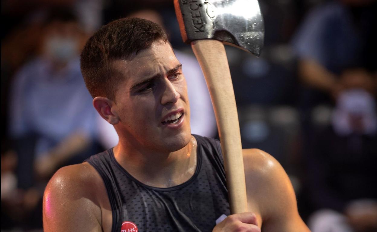 El navarro Iker Vicente, actual campeón, es el hombre a batir. 