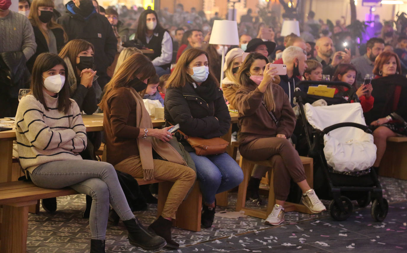 Fotos: Actuación de Ana Mena en el nuevo Garbera