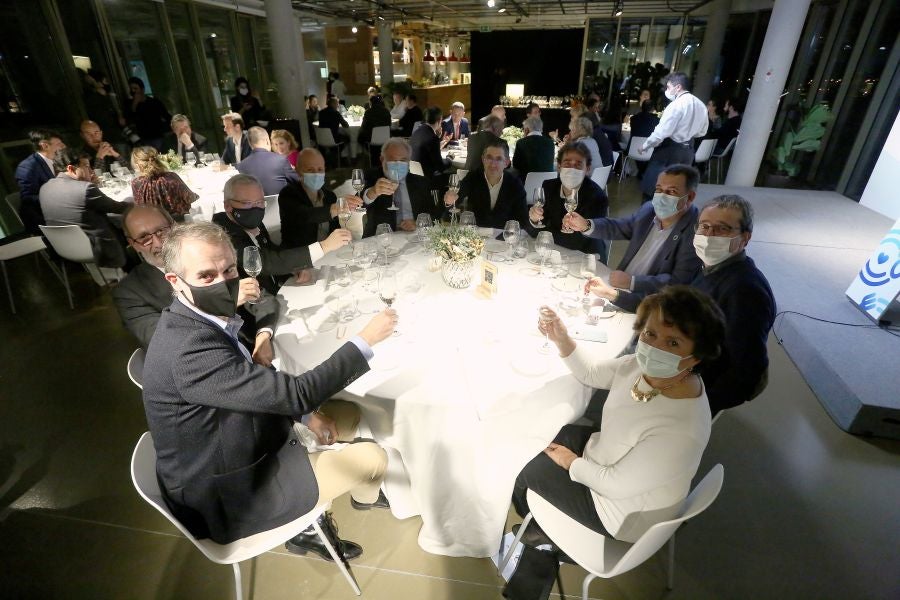 Fotos: Cena solidaria a favor del Banco de Alimentos