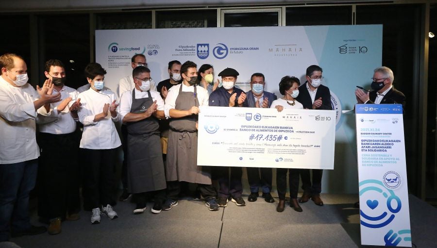 Fotos: Cena solidaria a favor del Banco de Alimentos