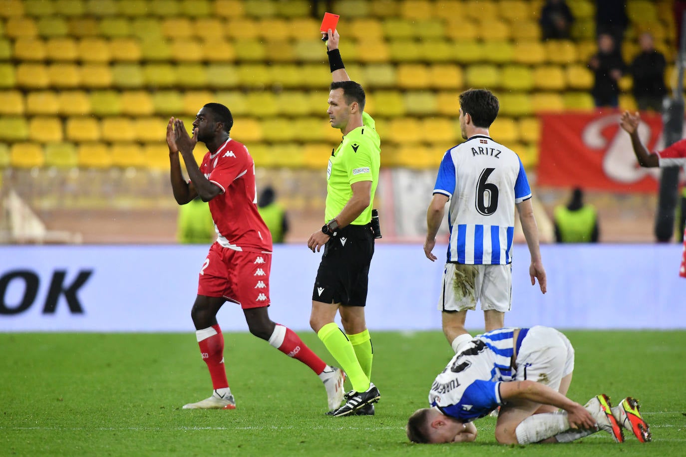 Fotos del partido entre el Mónaco y la Real Sociedad