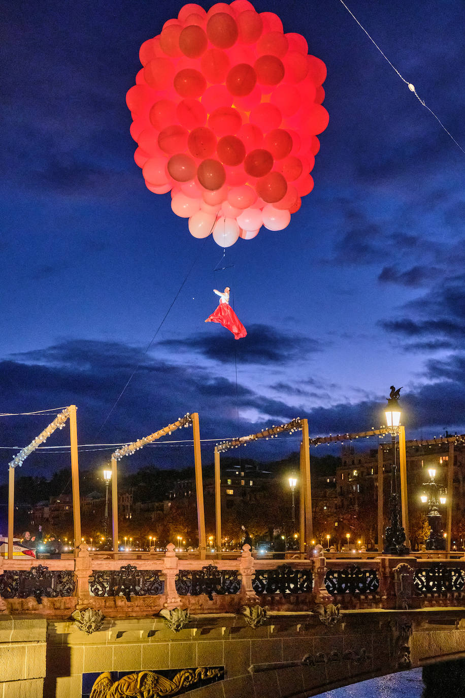 Fotos: San Sebastián enciende la Navidad