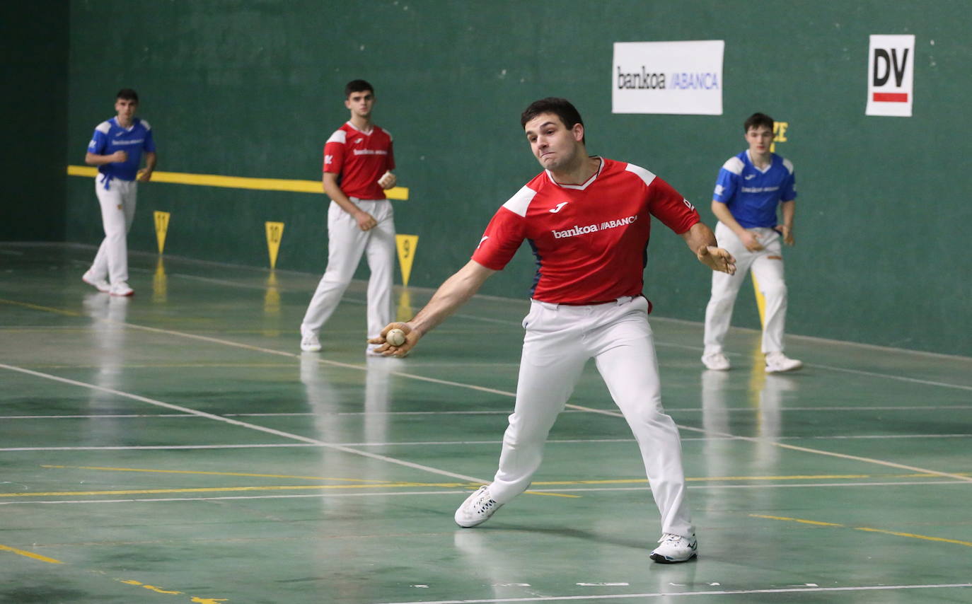 Fotos: La pegada decide en el Torneo Bankoa Abanca-DV