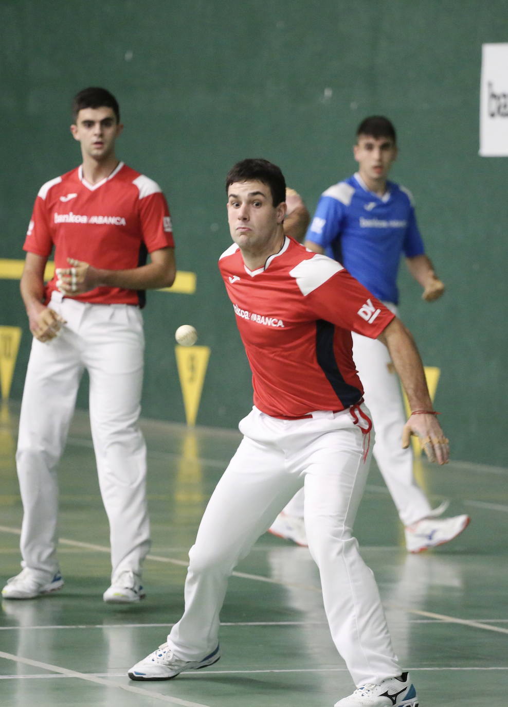 Fotos: La pegada decide en el Torneo Bankoa Abanca-DV