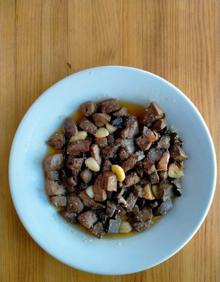 Imagen secundaria 2 - Restaurantes: Casa Capote (Sevilla): Catedral del estofado desde 1941