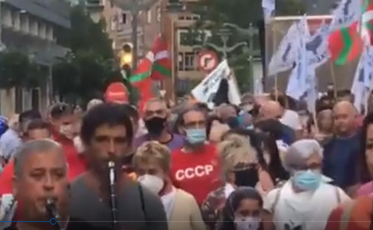 Recibimiento en Bilbao al expreso de ETA Agustín Almaraz, el pasado verano.