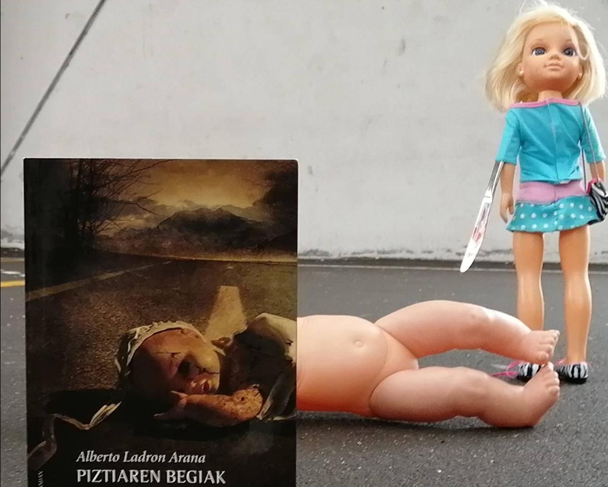 Azkoitiarren lana eleberria bezain zirraragarria da. 