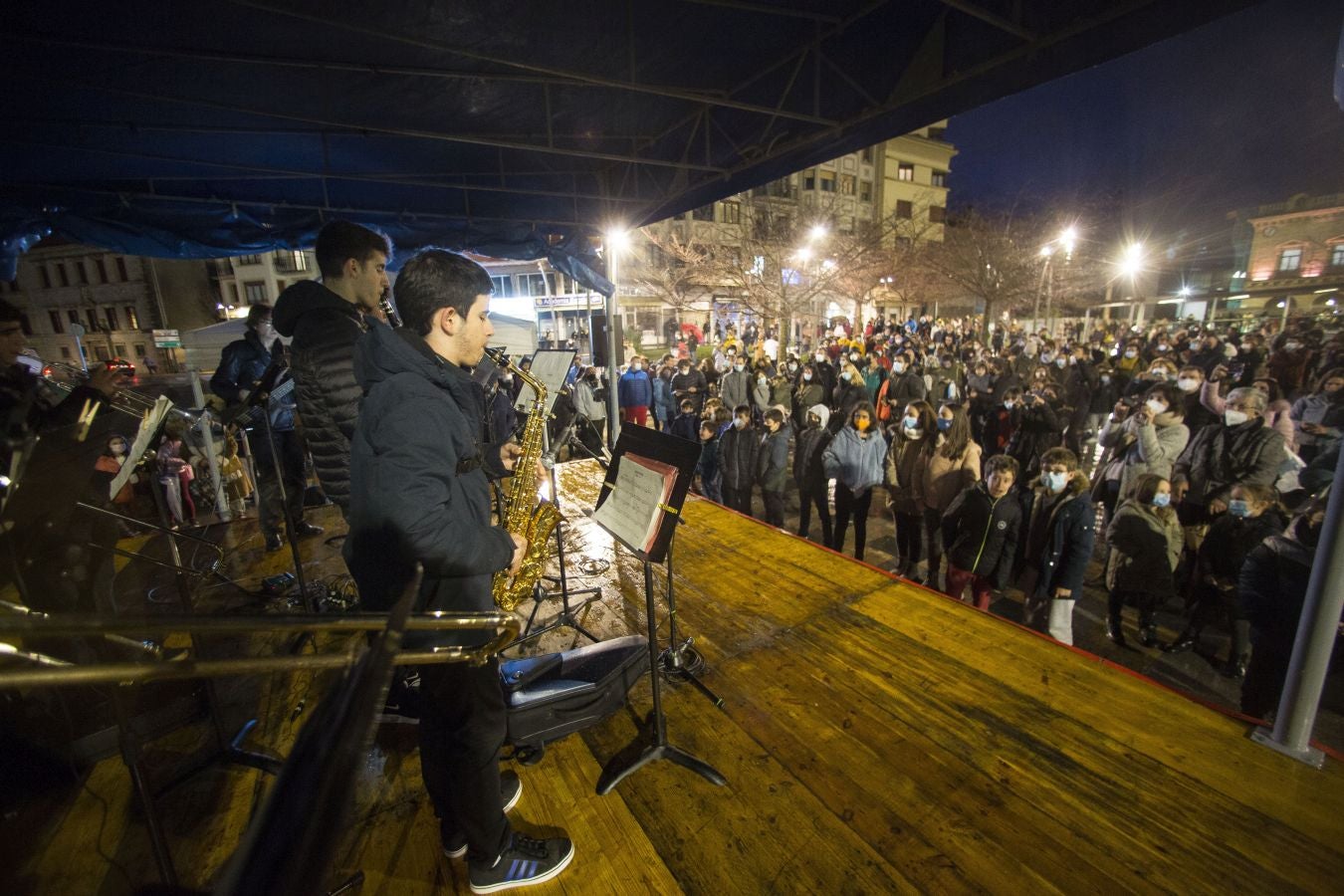 Fotos: Irun ilumina su apuesta por esta Navidad