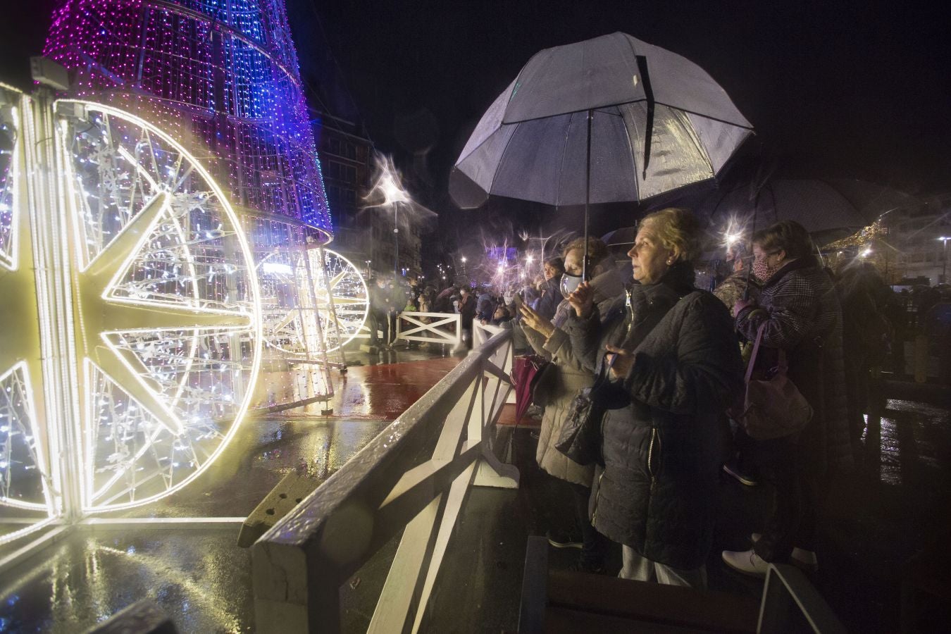 Fotos: Irun ilumina su apuesta por esta Navidad