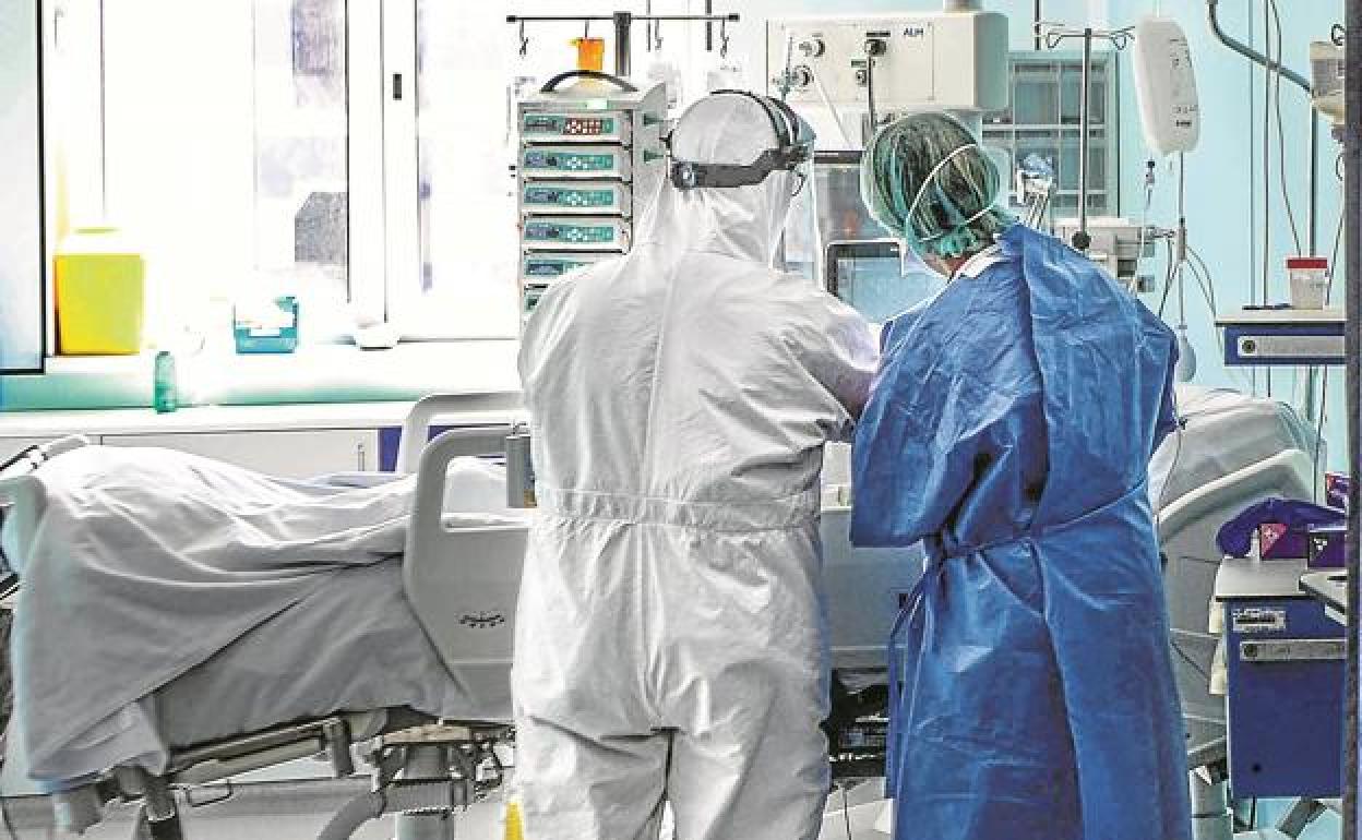 La ocupación en las áreas de cuidados intensivos ha crecido hasta el 80% en las últimas semanas.