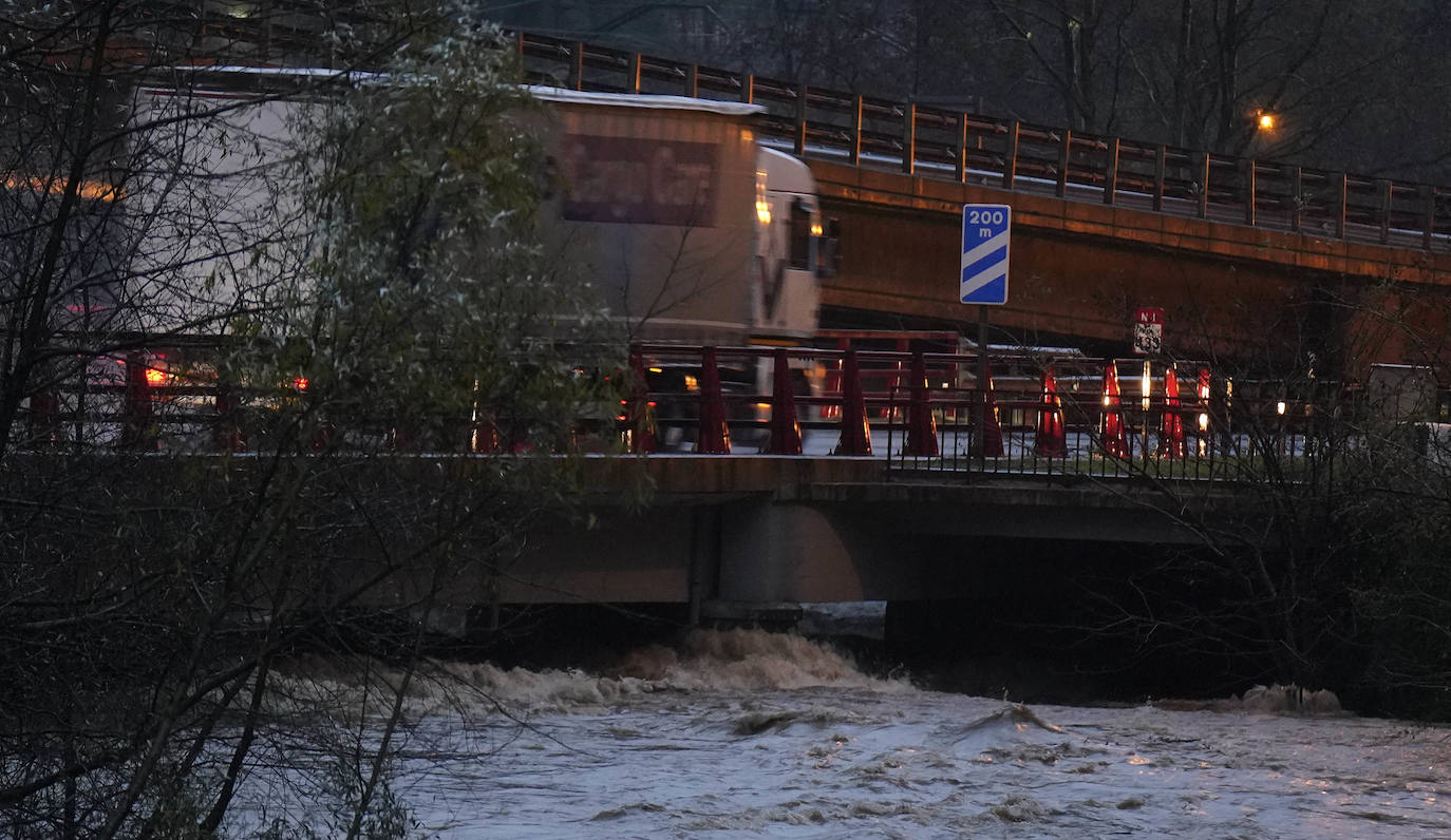 Tiempo en Gipuzkoa: Nueva jornada de lluvia, nieve y olas