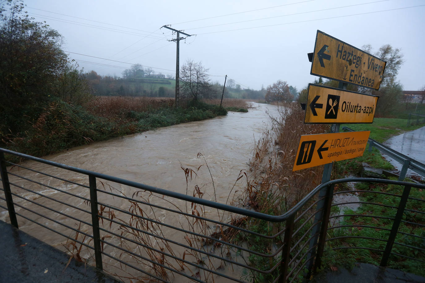 Tiempo en Gipuzkoa: Nueva jornada de lluvia, nieve y olas