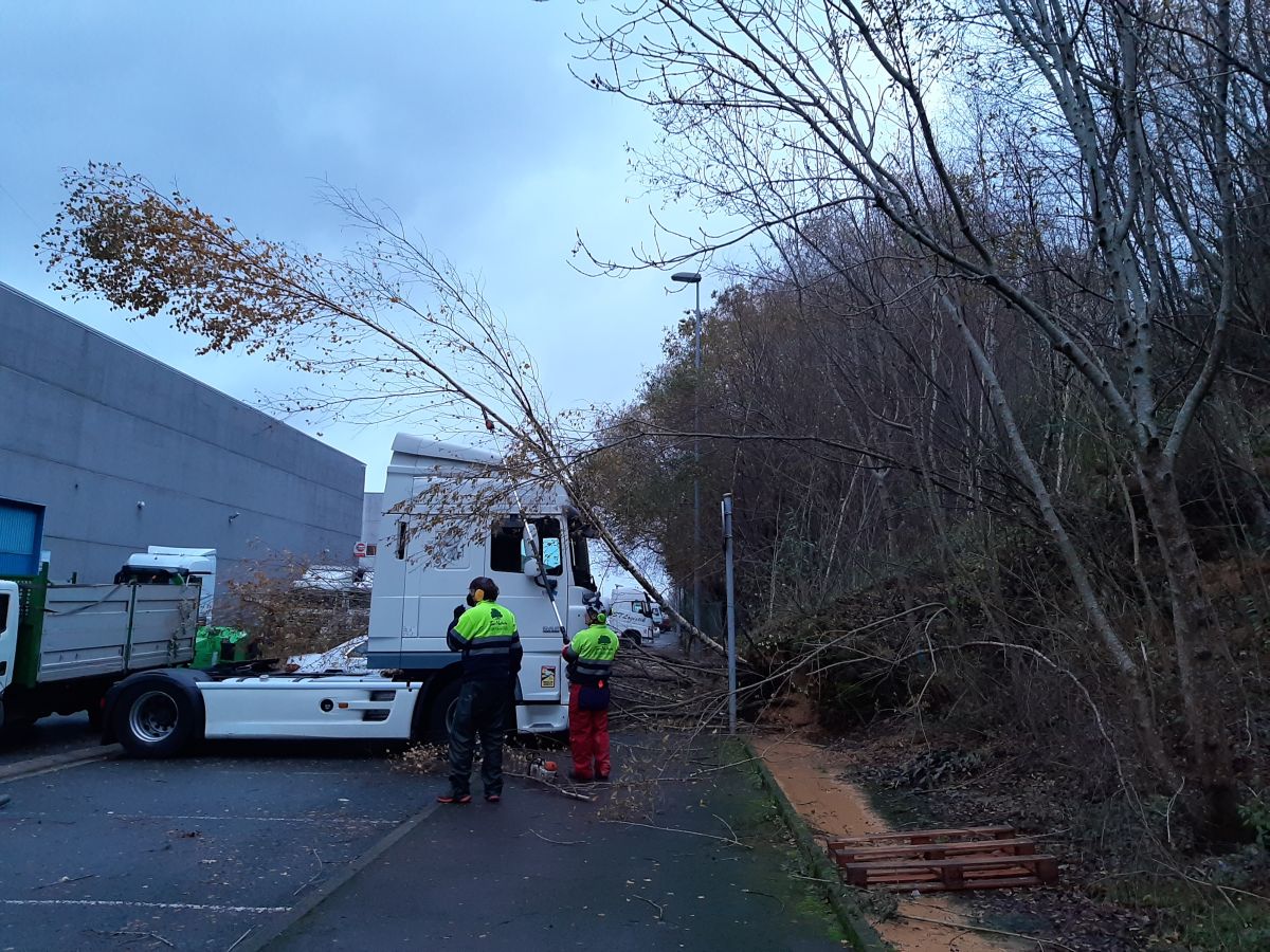 Fotos: Inundaciones en Behobia y otros puntos de Irun por el desbordamiento del Bidasoa